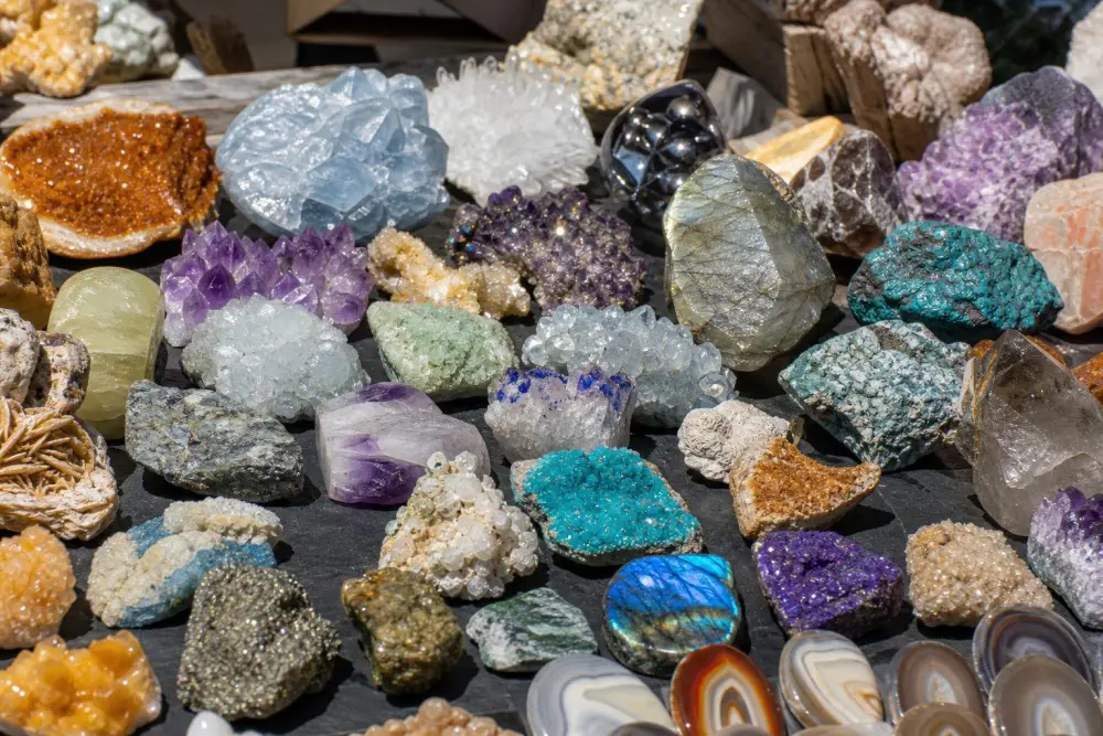 Minerals & Gems
